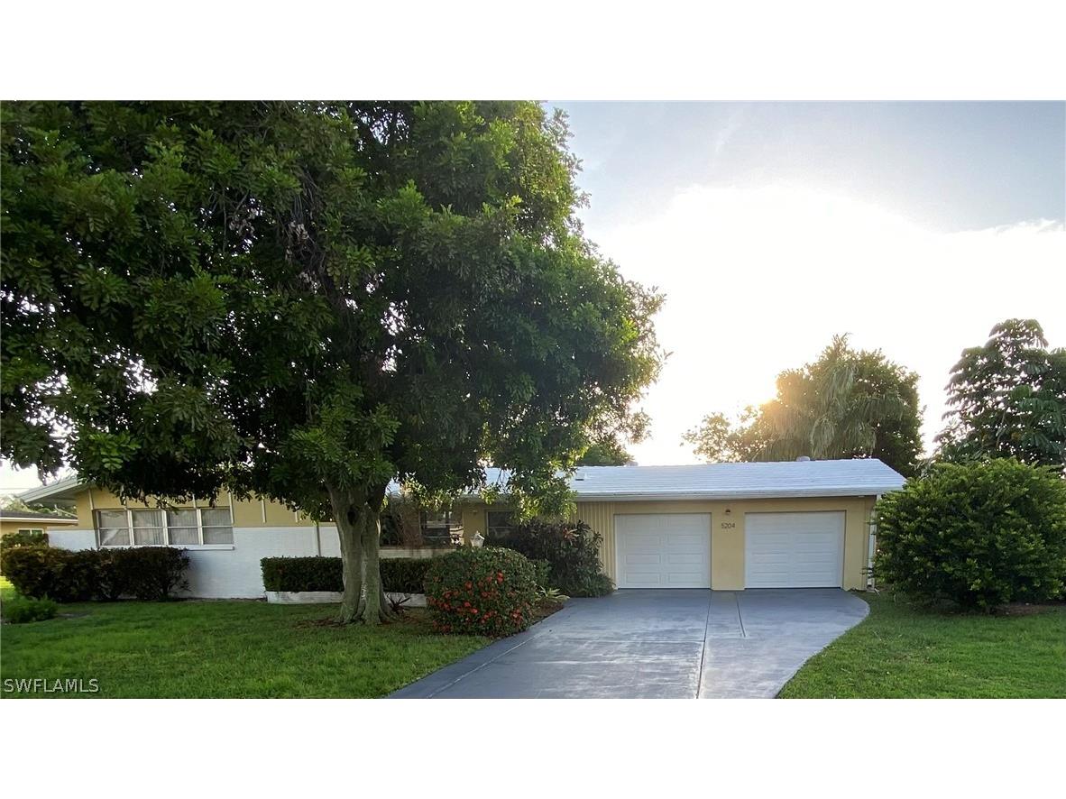 5204 Wilmington Court Cape Coral FL 33904 222067132 image1