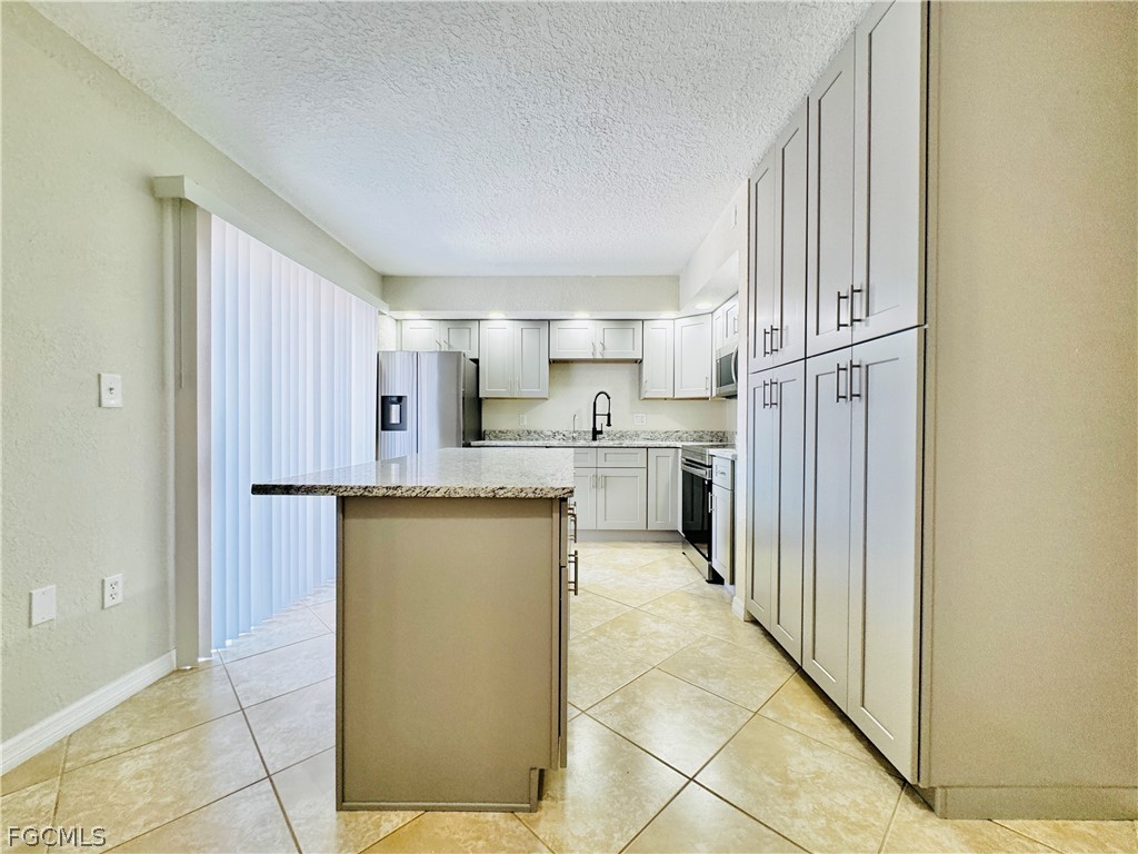 5205 Cedarbend Drive #4 Fort Myers FL 33919 2026012448 image10