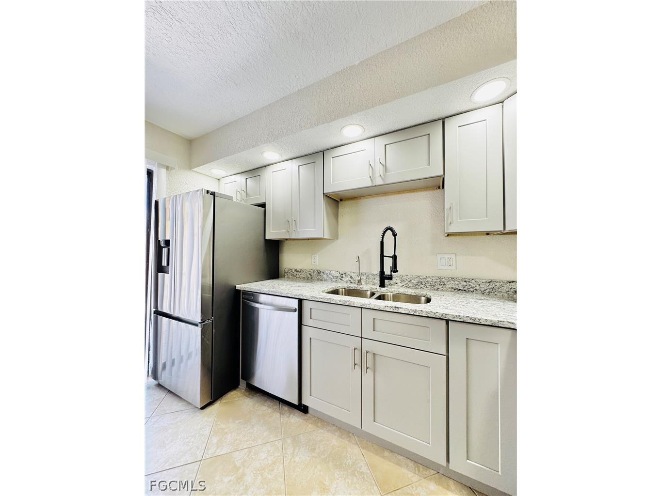 5205 Cedarbend Drive #4 Fort Myers FL 33919 2026012448 image12