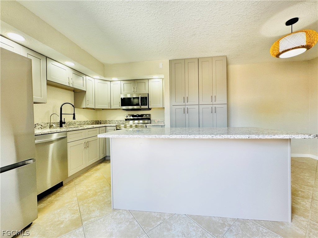 5205 Cedarbend Drive #4 Fort Myers FL 33919 2026012448 image13