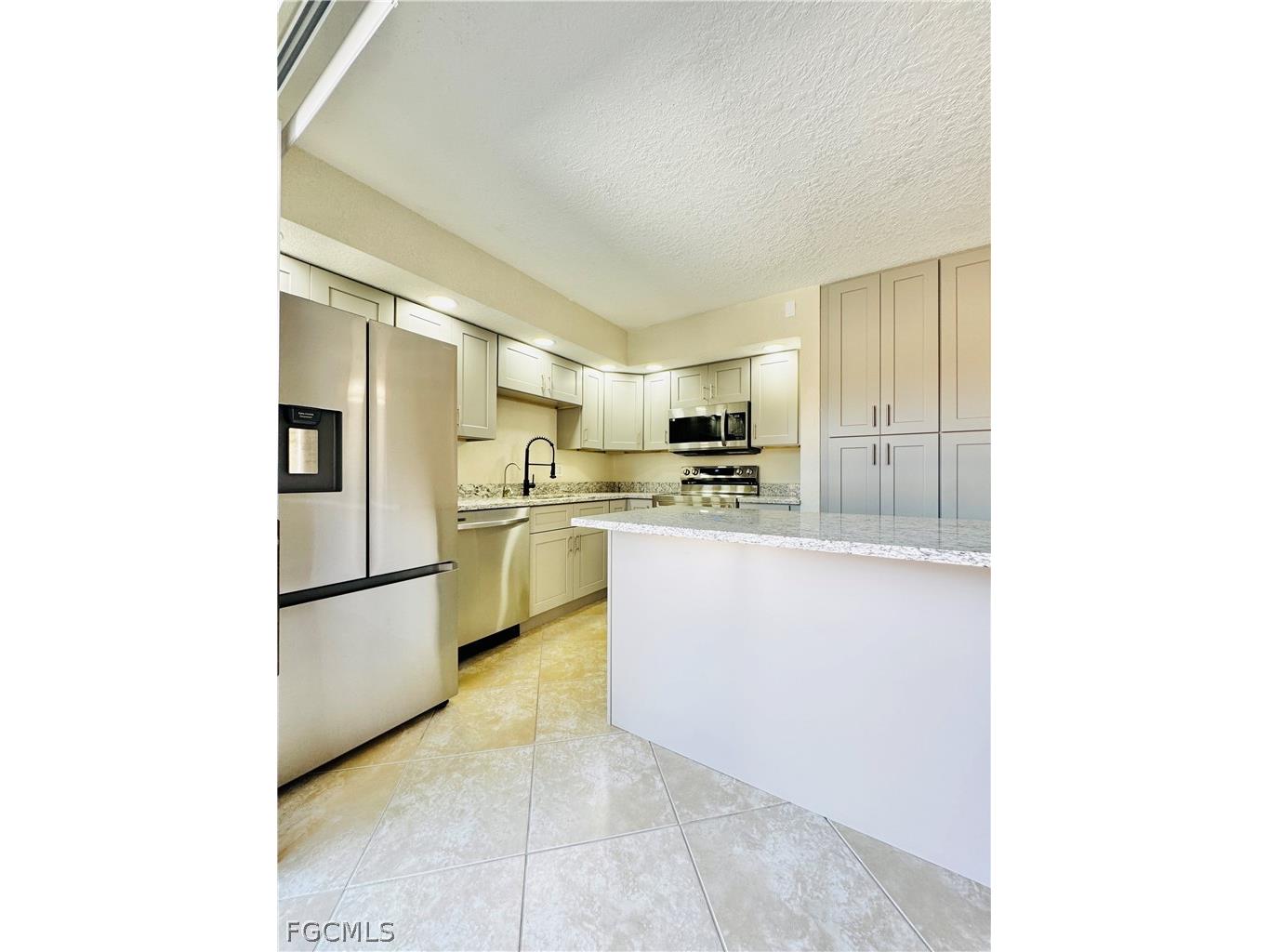 5205 Cedarbend Drive #4 Fort Myers FL 33919 2026012448 image14