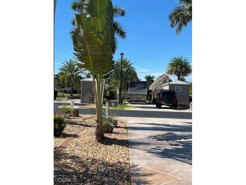 5205 Pineland Daisy Trail Fort Myers FL 33905 2025018723 image18