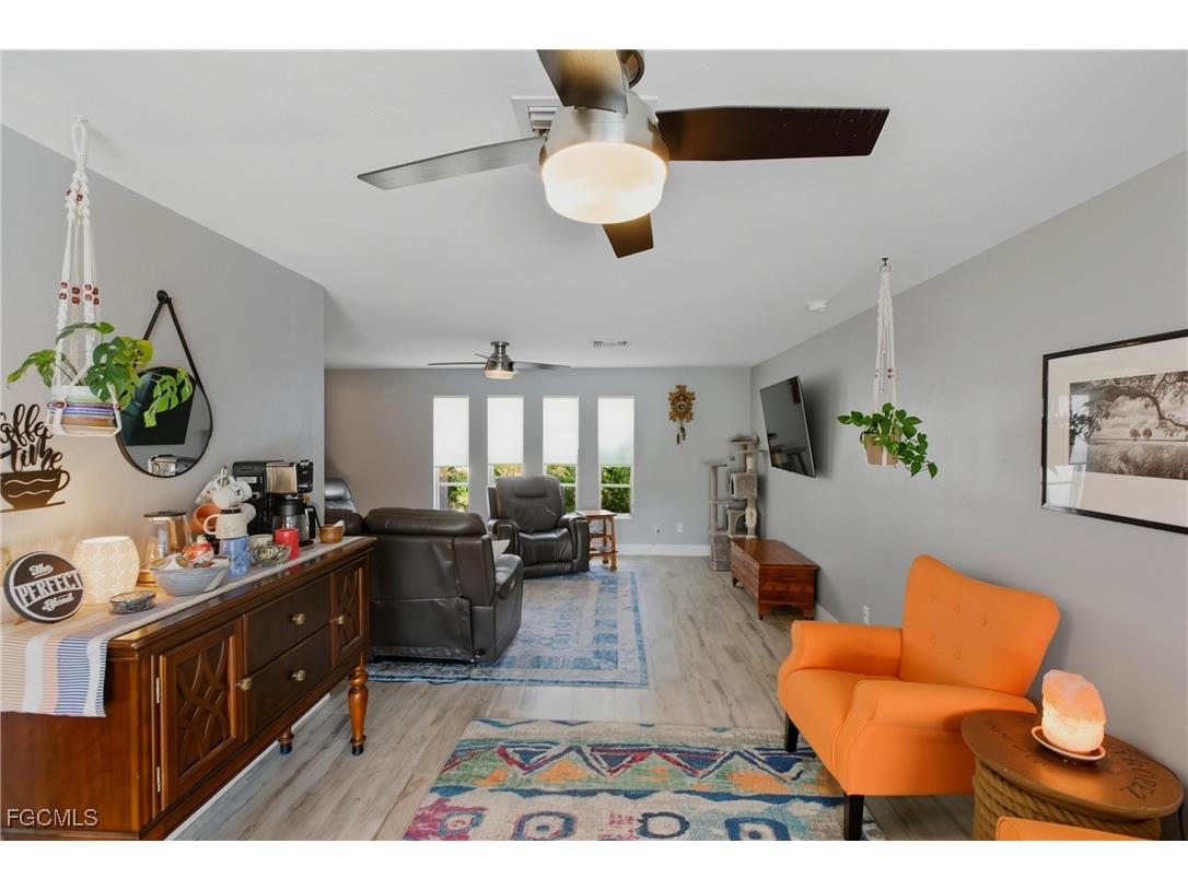 5205 York Court Cape Coral FL 33904 2025013788 image12