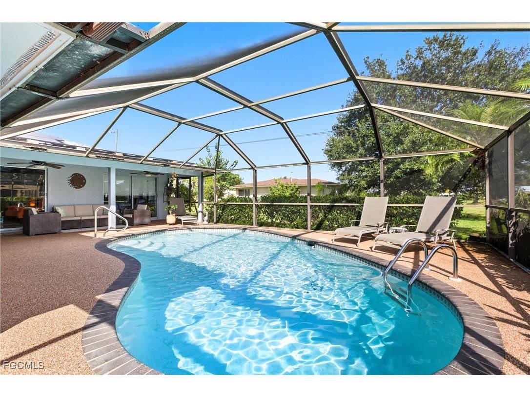 5205 York Court Cape Coral FL 33904 2025013788 image3