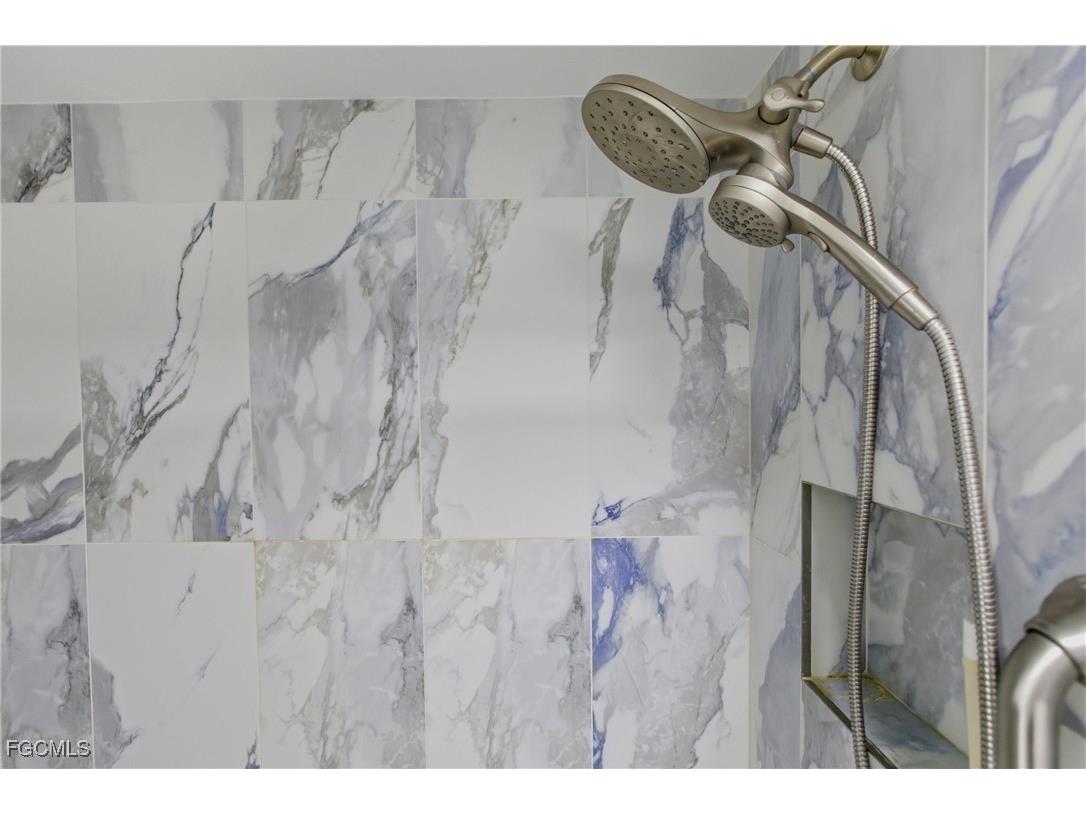 5205 York Court Cape Coral FL 33904 2025013788 image32