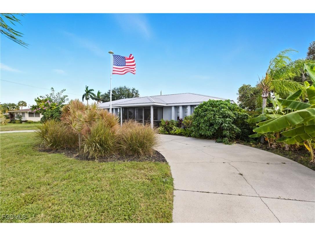 5205 York Court Cape Coral FL 33904 2025013788 image7