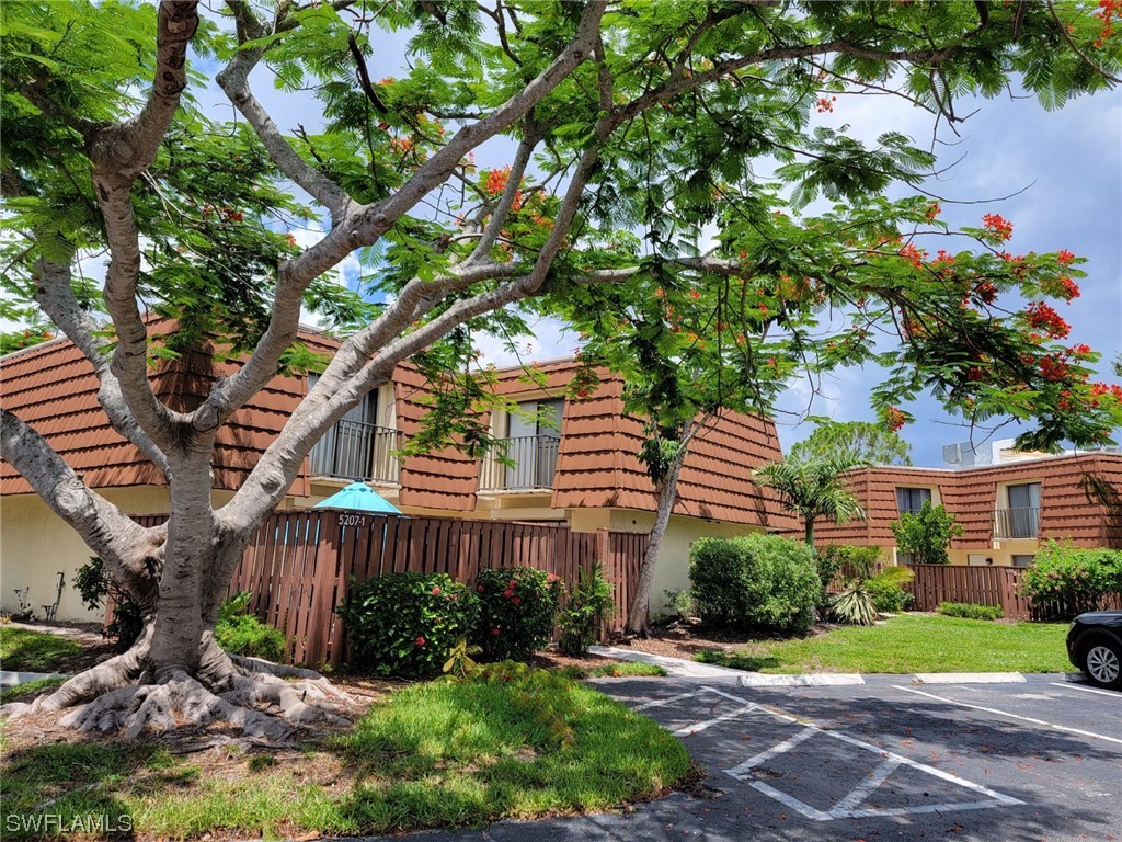5207 Cedarbend Drive #3 Fort Myers FL 33919 223049132 image1