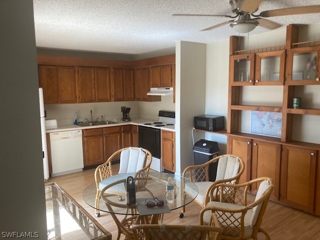 5208 Cedarbend Drive #4 Fort Myers FL 33919 224050532 image1