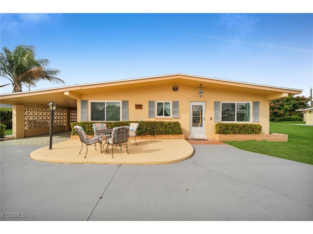 5208 Wilmington Court Cape Coral FL 33904 2026003880 image3
