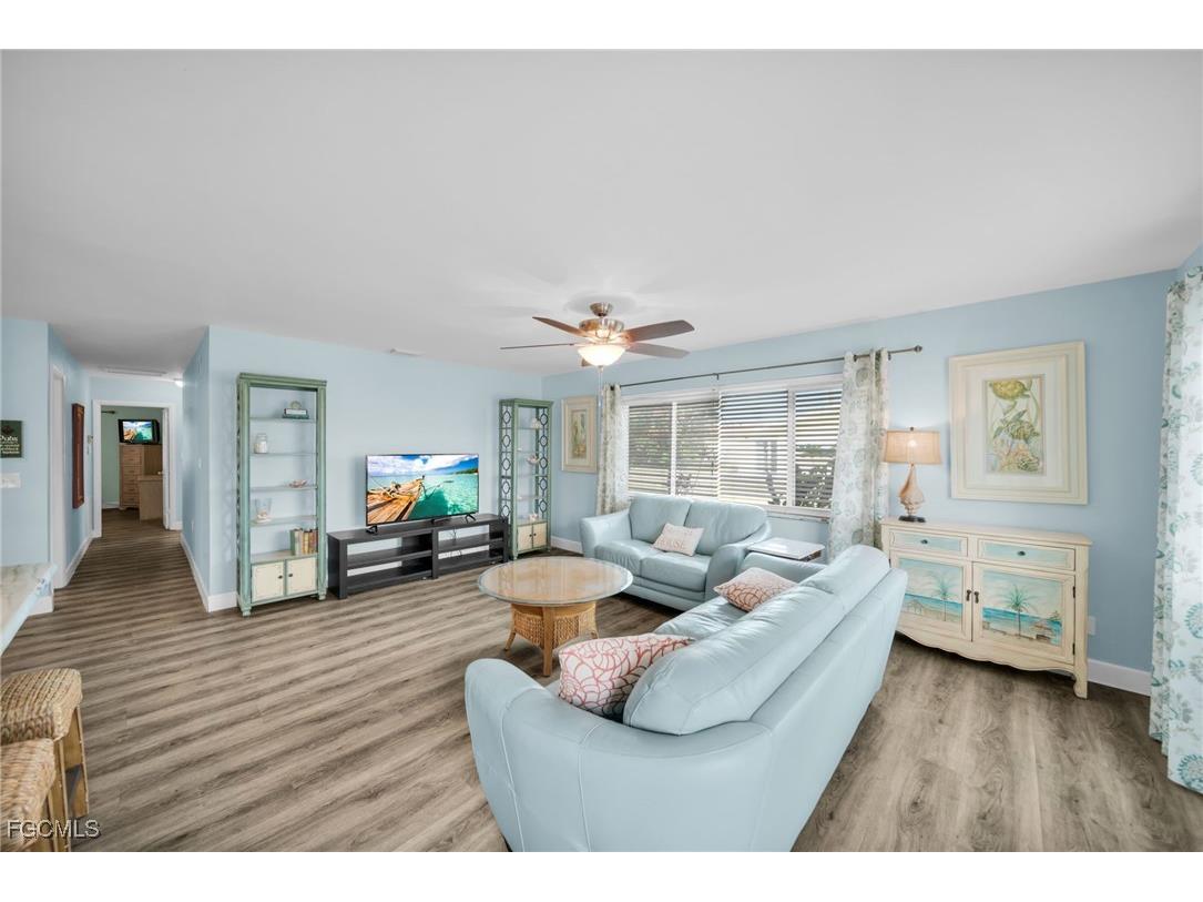 5208 Wilmington Court Cape Coral FL 33904 2026003880 image5