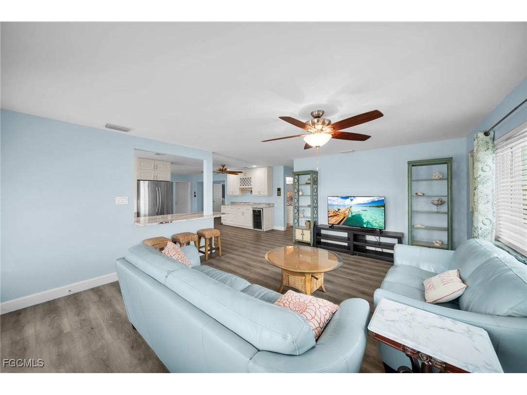 5208 Wilmington Court Cape Coral FL 33904 2026003880 image6