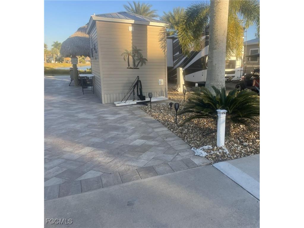 5209 Marsh Mallow Trail Fort Myers FL 33905 2026004410 image10