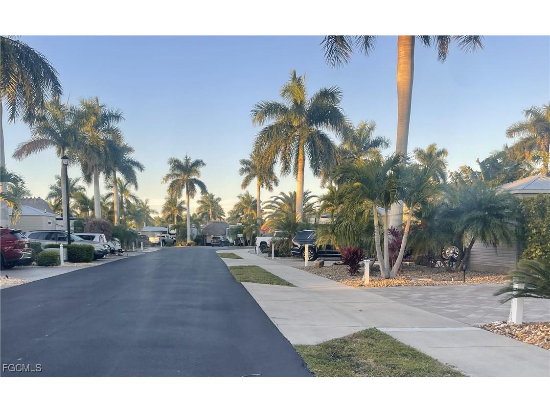 5209 Marsh Mallow Trail Fort Myers FL 33905 2026004410 image37