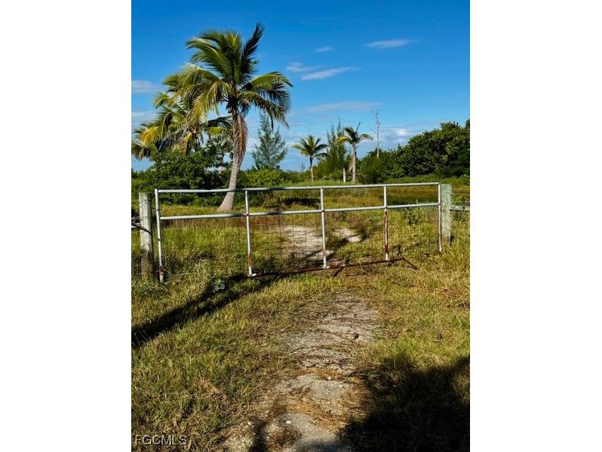 5209 Western Drive Saint James City FL 33956 2025018270 image18