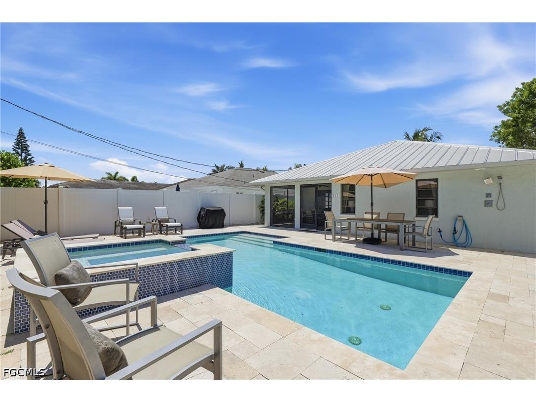 521 102nd Avenue N Naples FL 34108 2026002247 image10