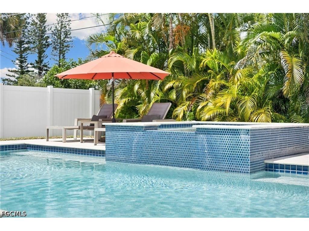 521 102nd Avenue N Naples FL 34108 2026002247 image6