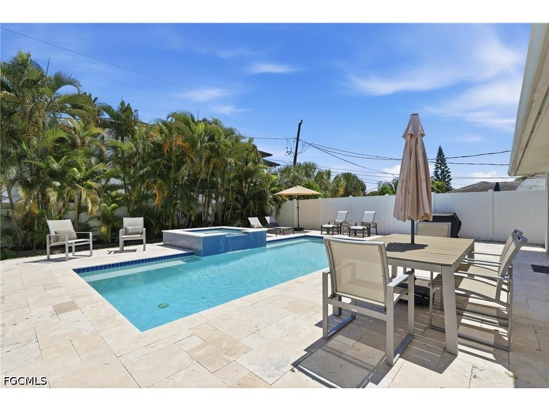 521 102nd Avenue N Naples FL 34108 2026002247 image9