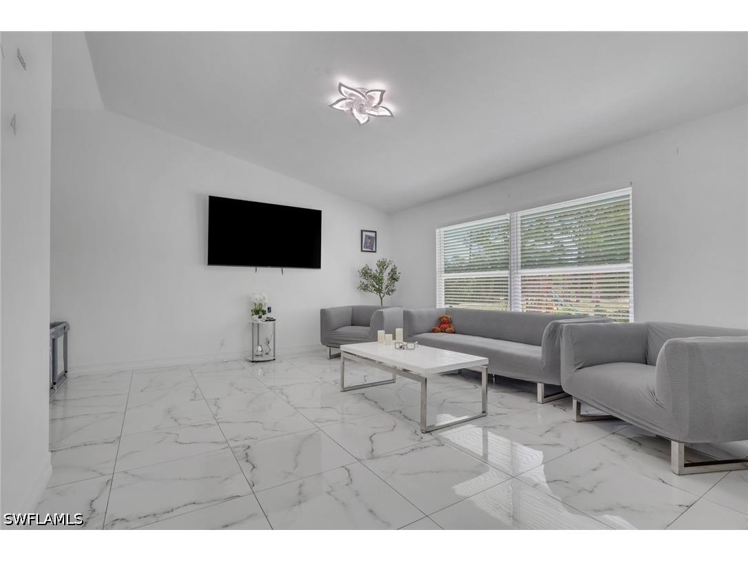 521 31st Street SW Naples FL 34117 226021445 image6
