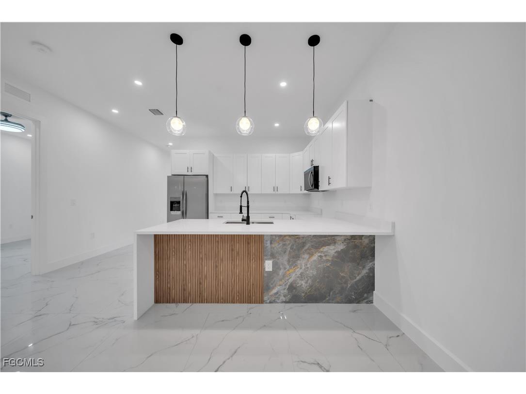 521/523 Lillon Avenue S Lehigh Acres FL 33974 2025024783 image13