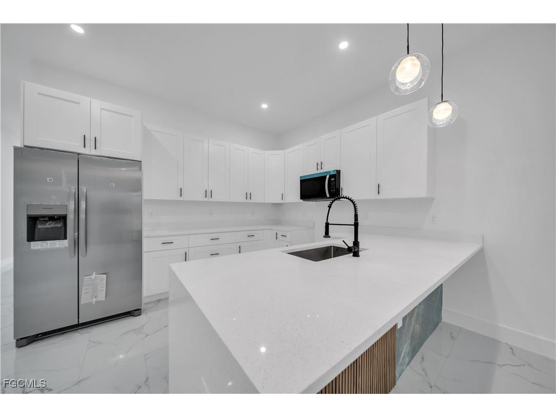 521/523 Lillon Avenue S Lehigh Acres FL 33974 2025024783 image16