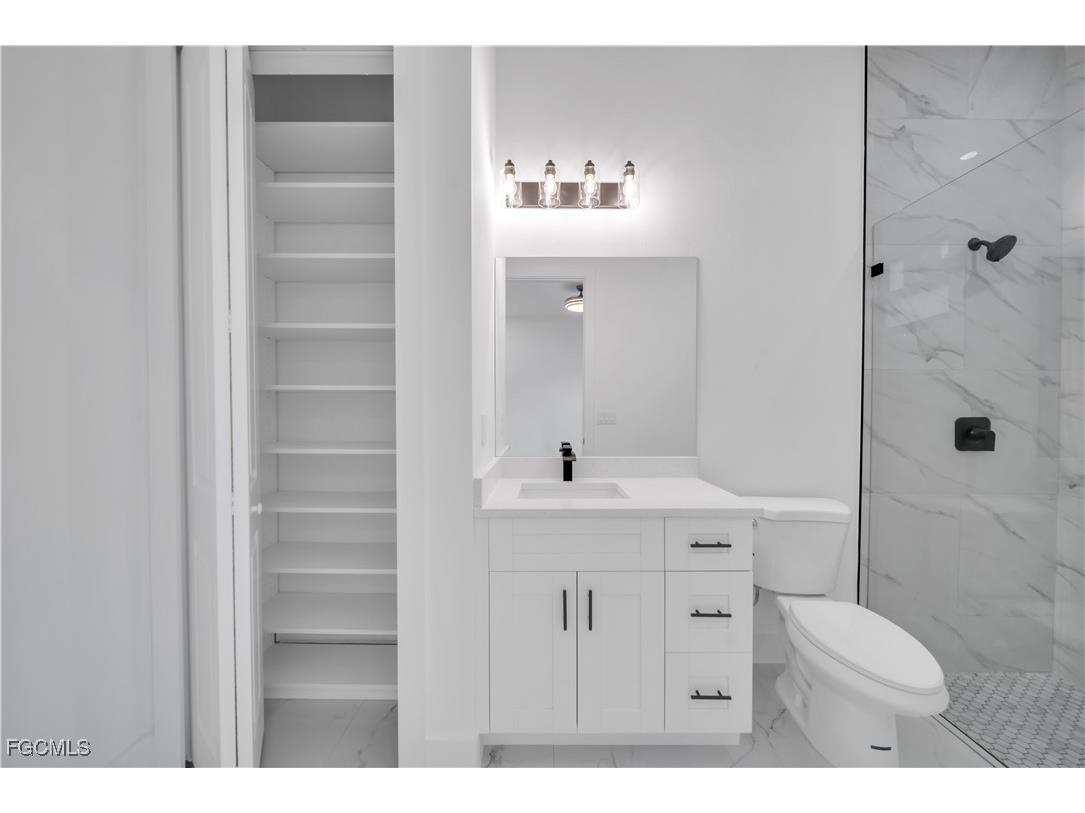 521/523 Lillon Avenue S Lehigh Acres FL 33974 2025024783 image18