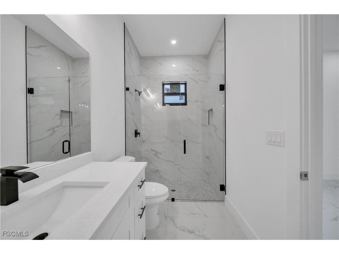 521/523 Lillon Avenue S Lehigh Acres FL 33974 2025024783 image19