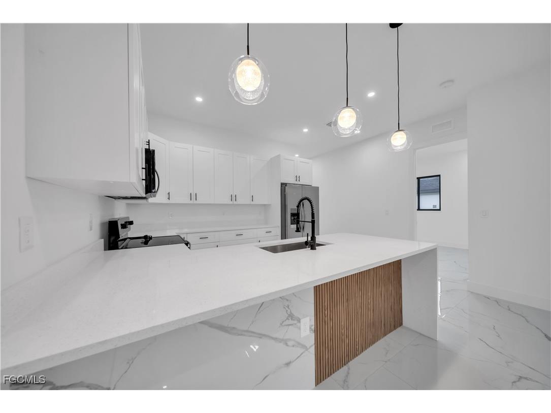 521/523 Lillon Avenue S Lehigh Acres FL 33974 2025024783 image38