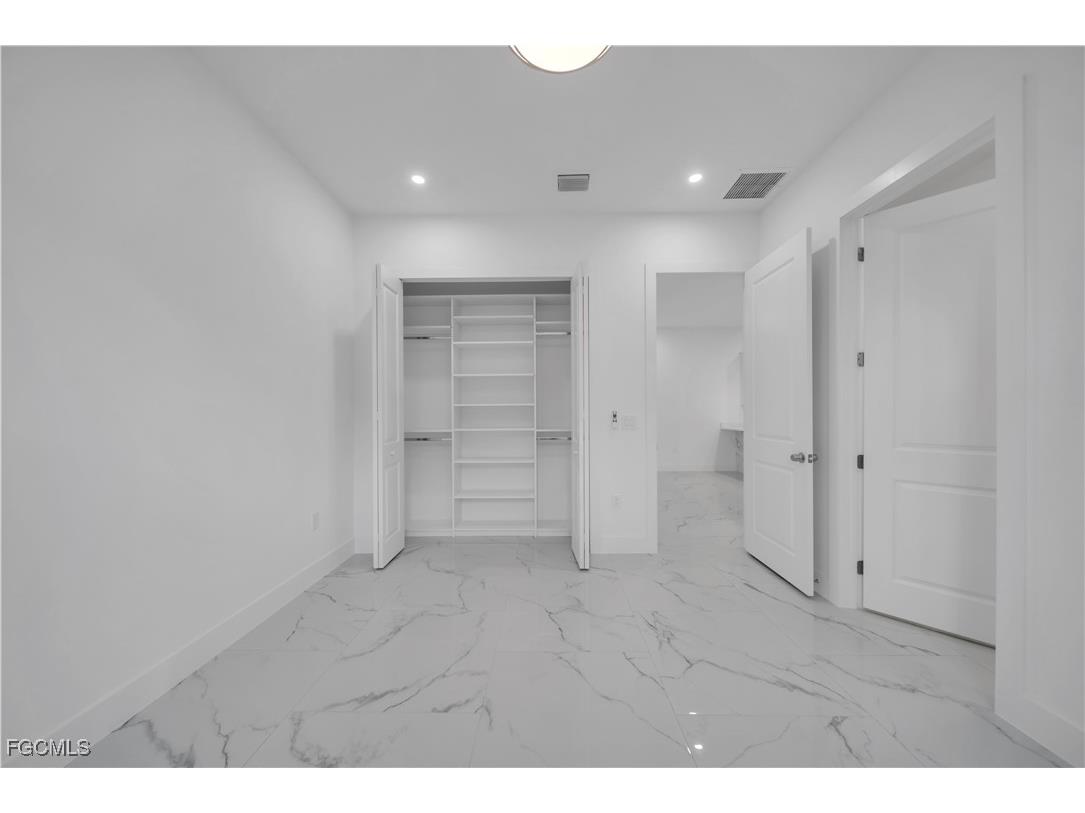 521/523 Lillon Avenue S Lehigh Acres FL 33974 2025024783 image41