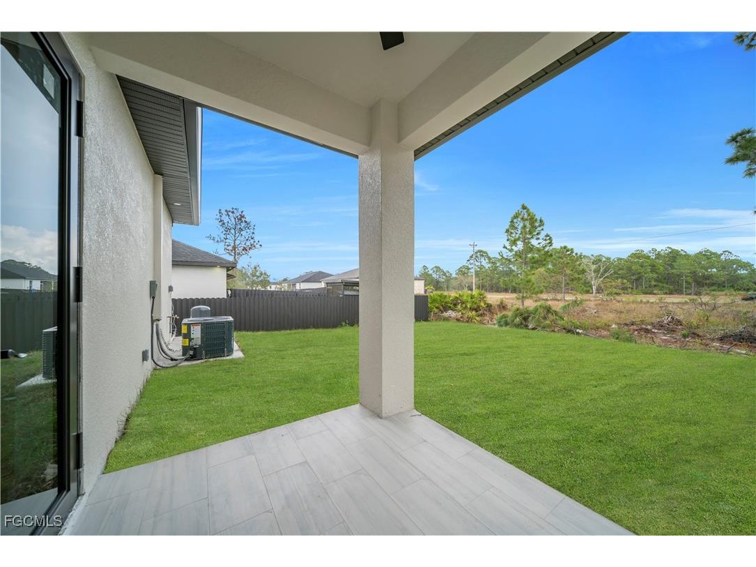 521/523 Lillon Avenue S Lehigh Acres FL 33974 2025024783 image44