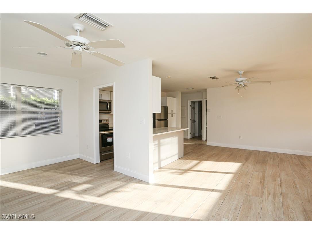 521 96th Avenue N #B Naples FL 34108 226012228 image5