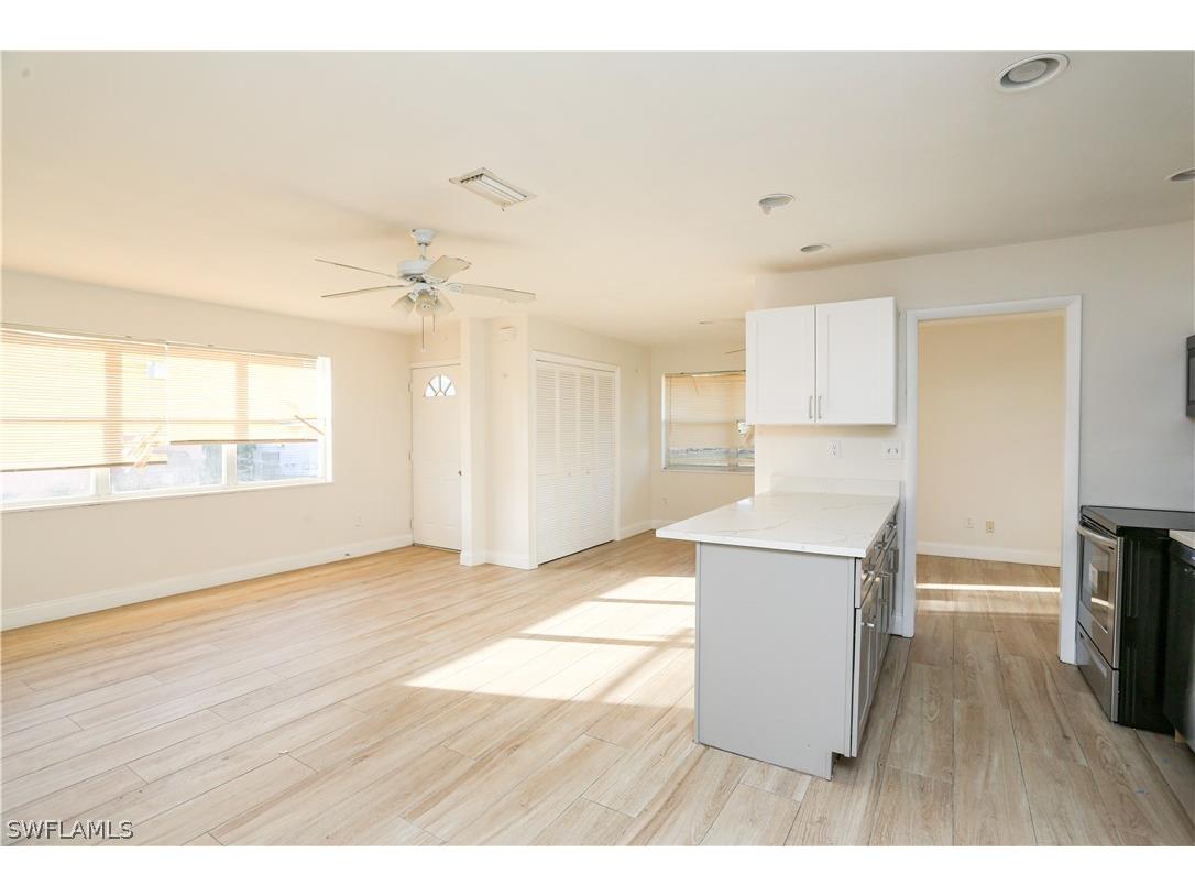 521 96th Avenue N #B Naples FL 34108 226012228 image8