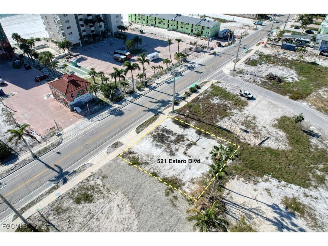 521 Estero Boulevard Fort Myers Beach FL 33931 2025002158 image4