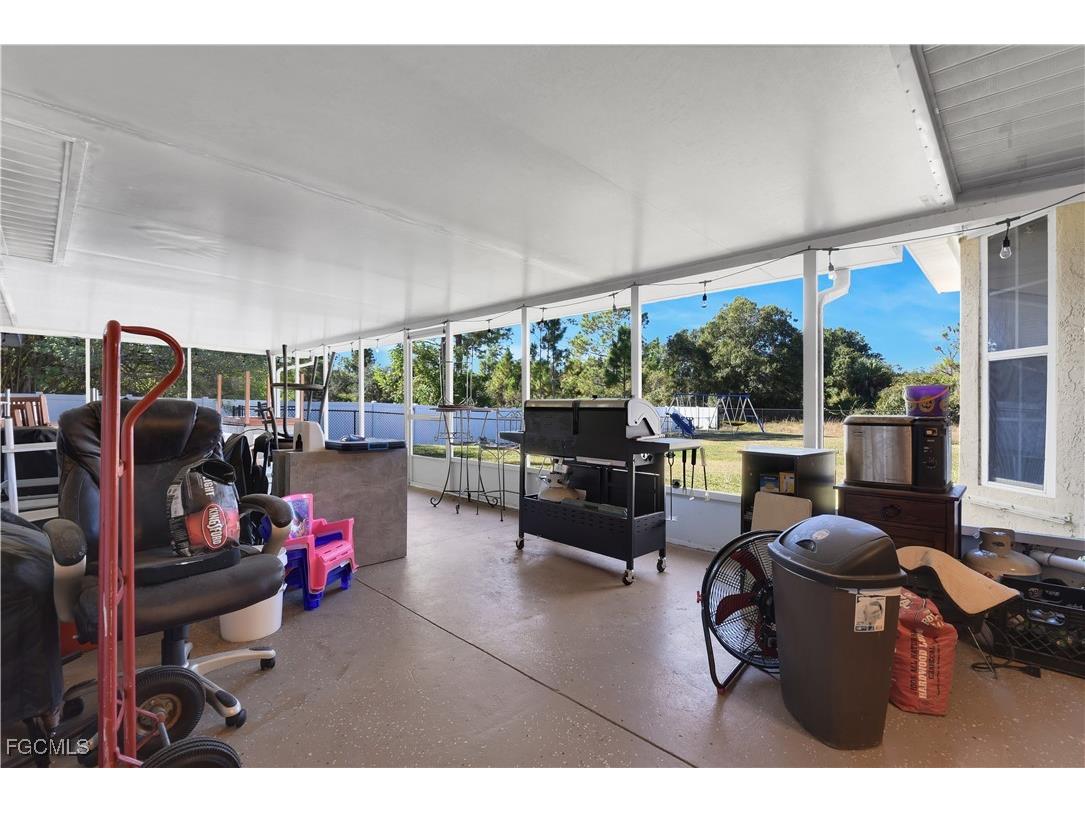 521 Grant Avenue Lehigh Acres FL 33972 2025020732 image18