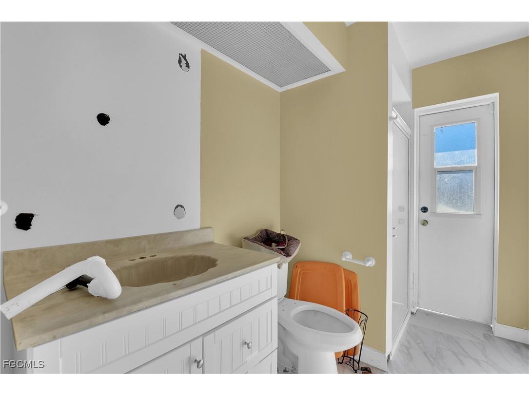 521 Grant Avenue Lehigh Acres FL 33972 2025020732 image26