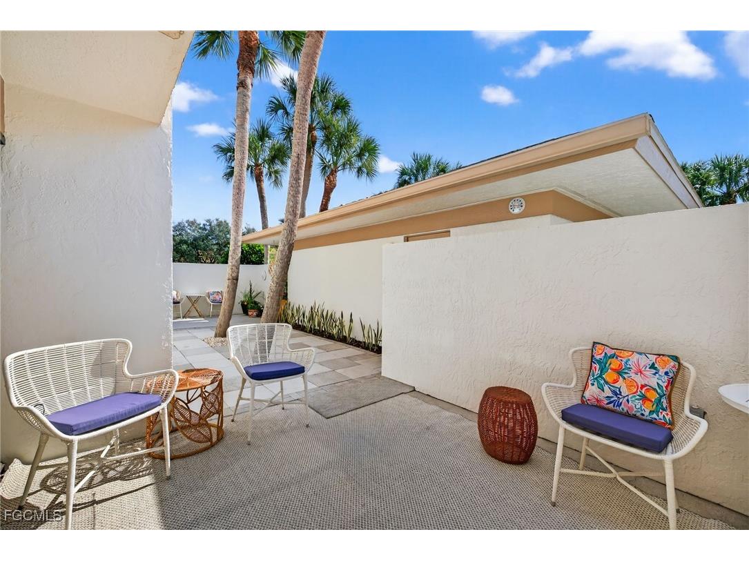 521 Lake Louise Court #103 Naples FL 34110 2025020845 image32