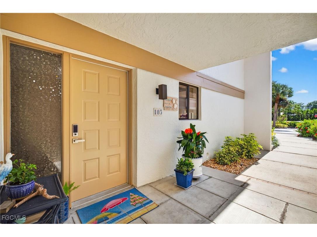 521 Lake Louise Court #103 Naples FL 34110 2025020845 image5