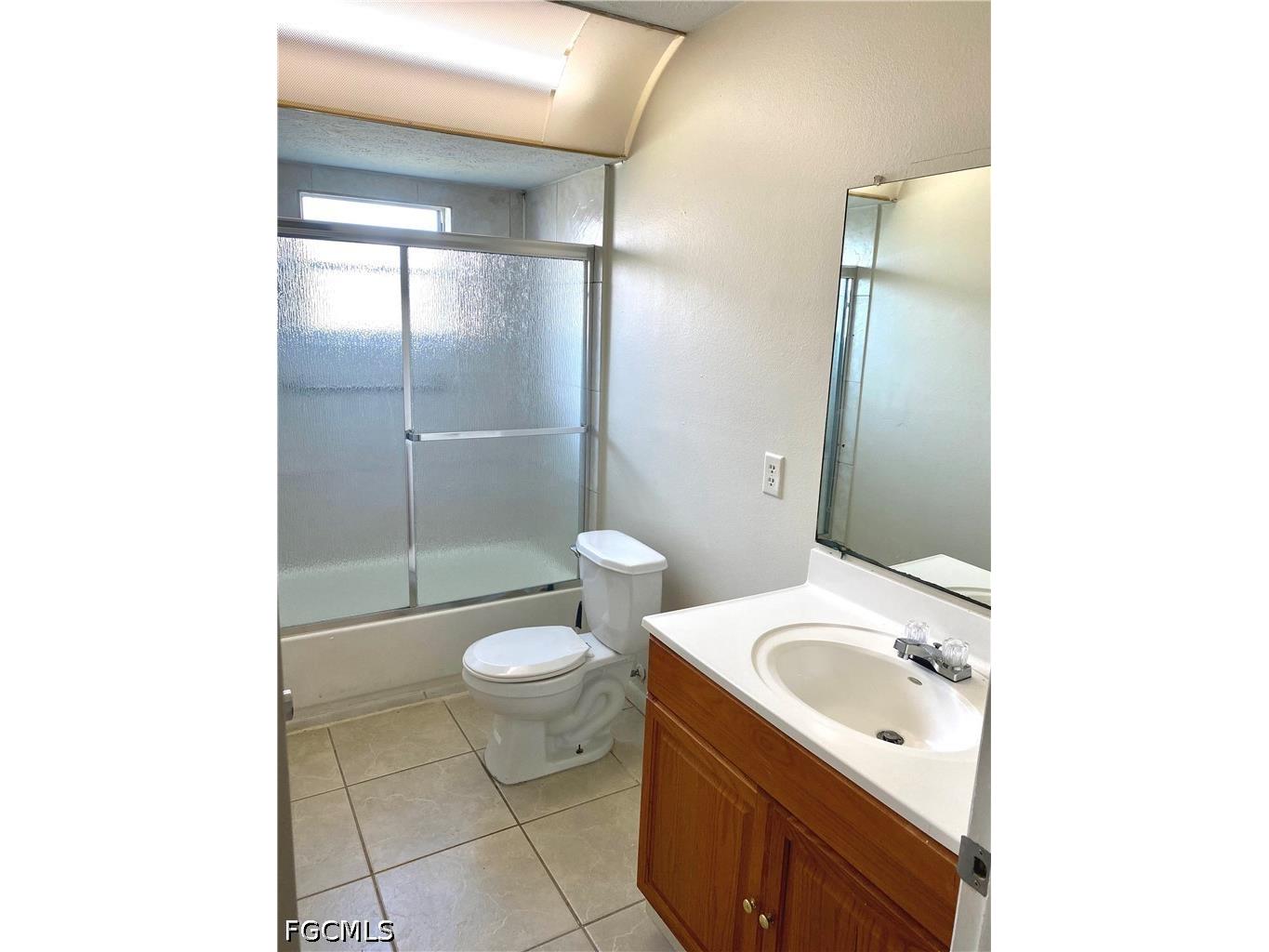 521 NE 24th Place #2 Cape Coral FL 33909 2026017609 image15