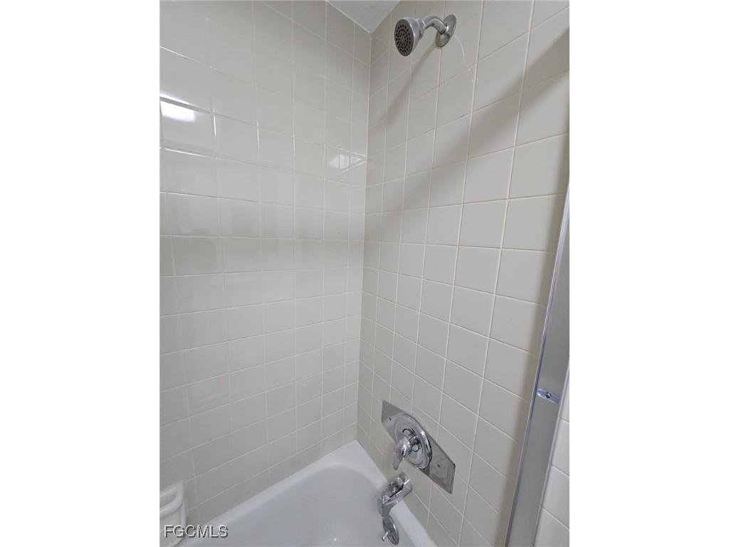 521 SW 47th Terrace #101 Cape Coral FL 33914 2025013880 image43