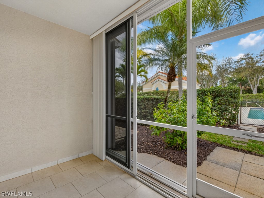 5210 Birmingham Drive #101 Naples FL 34110 226010568 image2