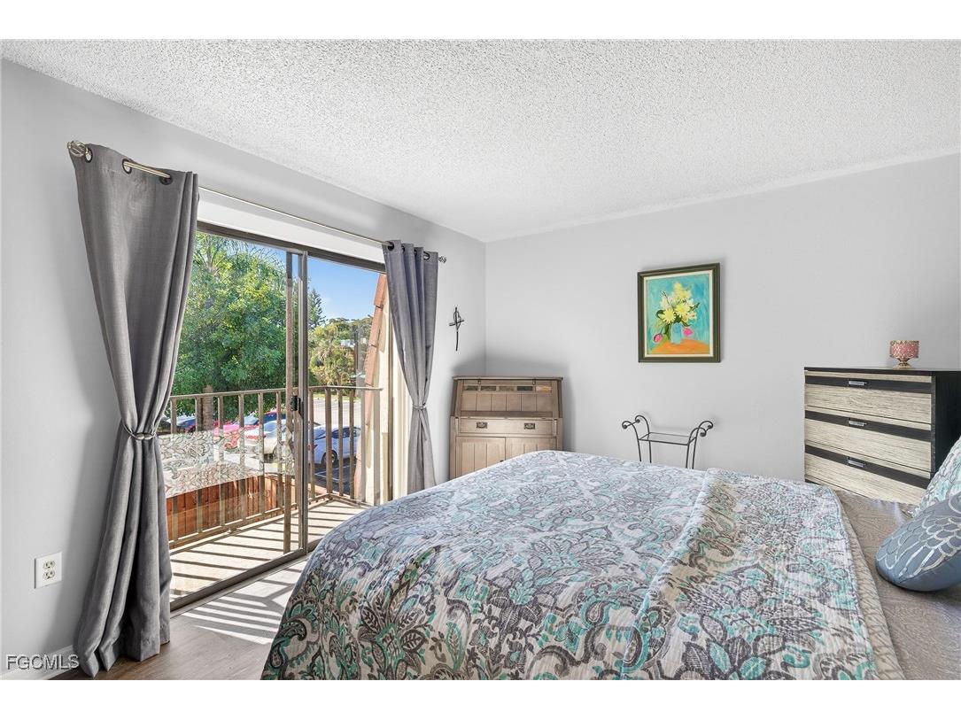 5210 Cedarbend Drive #4 Fort Myers FL 33919 2026000888 image22