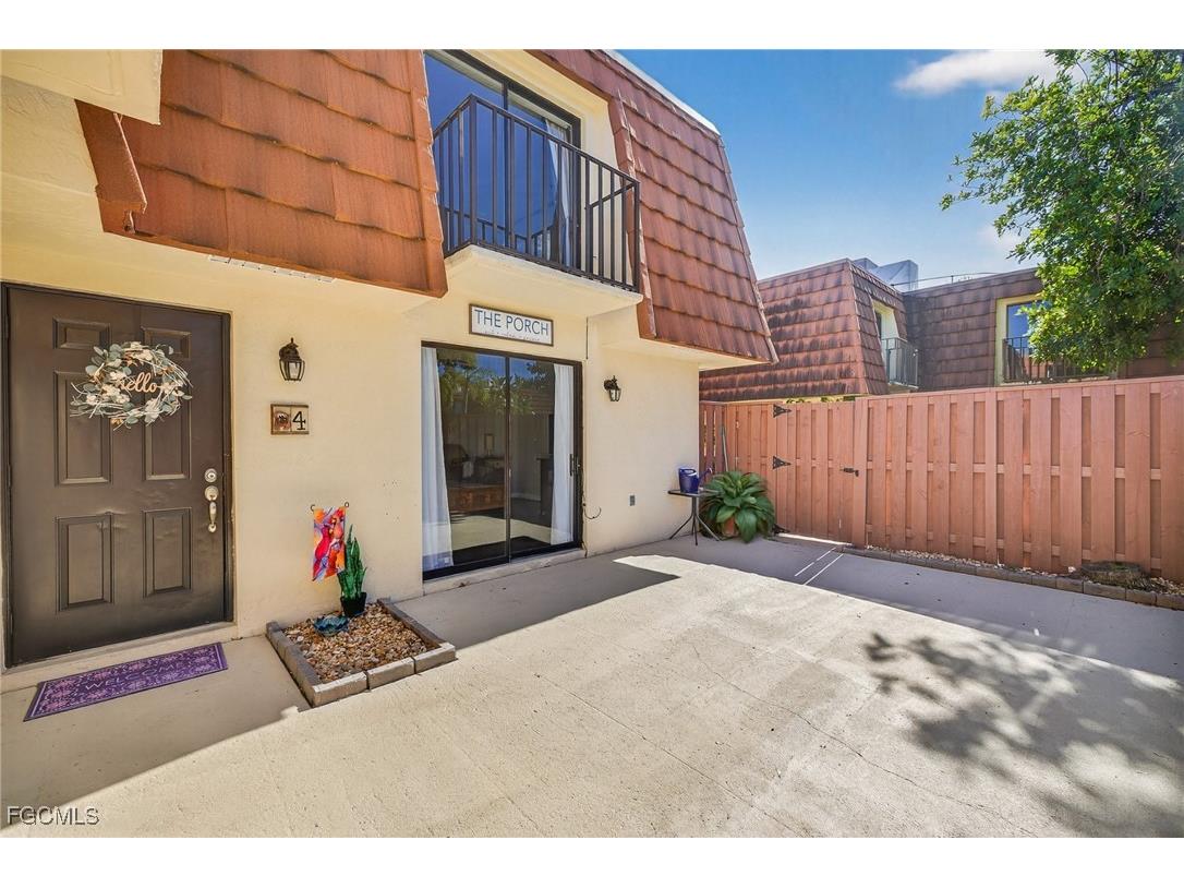 5210 Cedarbend Drive #4 Fort Myers FL 33919 2026000888 image25