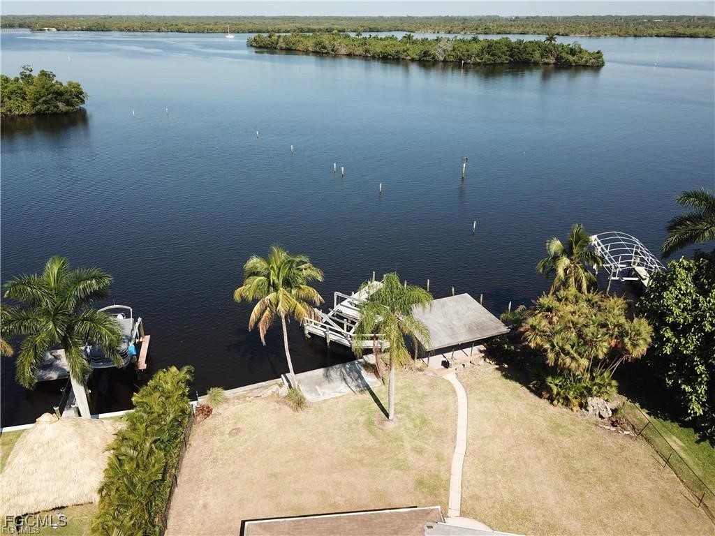 5211 Lake Caloosa Drive Fort Myers FL 33905 2026000608 image10