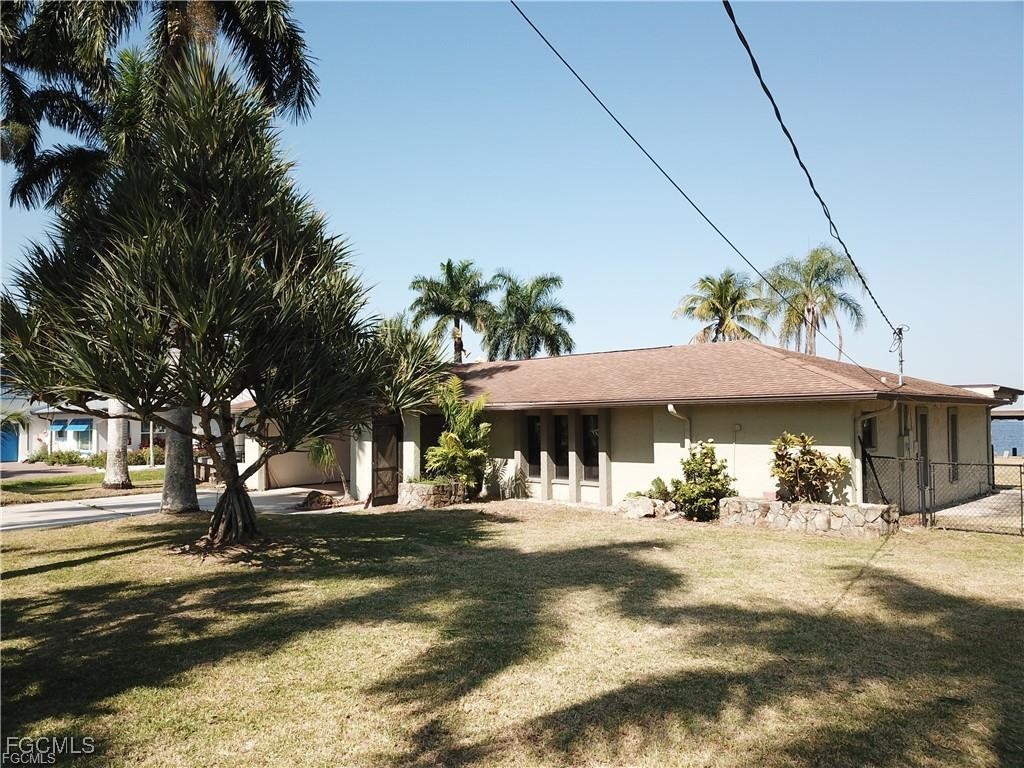5211 Lake Caloosa Drive Fort Myers FL 33905 2026000608 image13