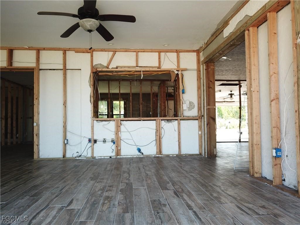 5211 Lake Caloosa Drive Fort Myers FL 33905 2026000608 image17
