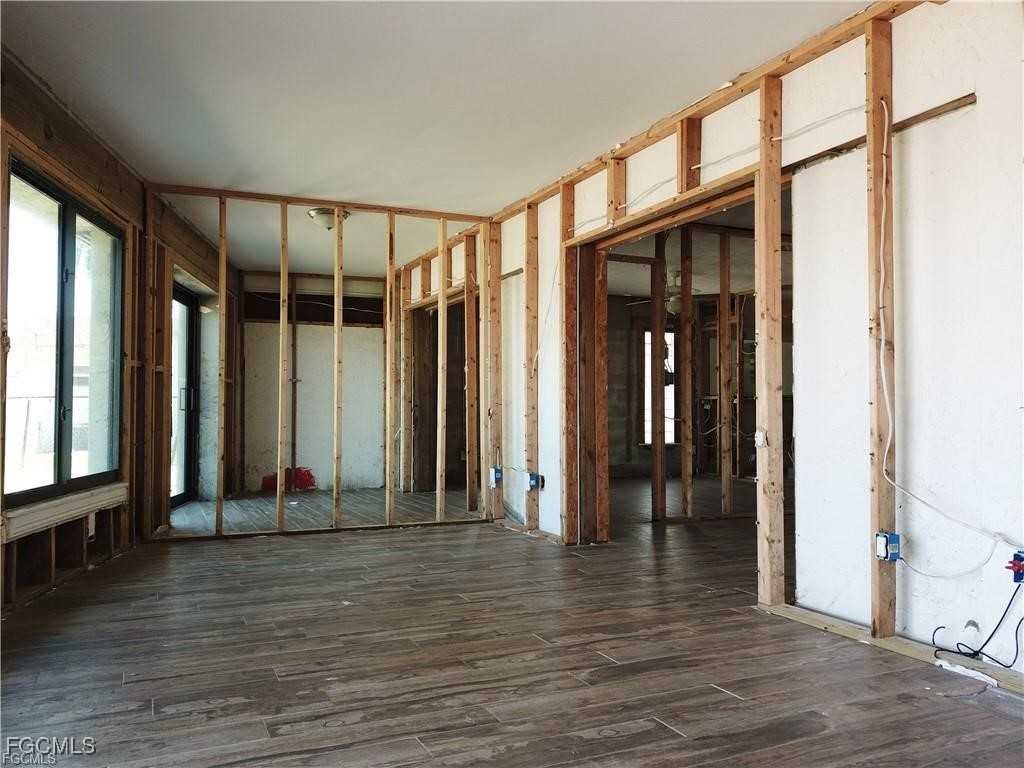 5211 Lake Caloosa Drive Fort Myers FL 33905 2026000608 image18