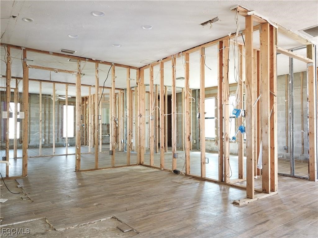 5211 Lake Caloosa Drive Fort Myers FL 33905 2026000608 image19