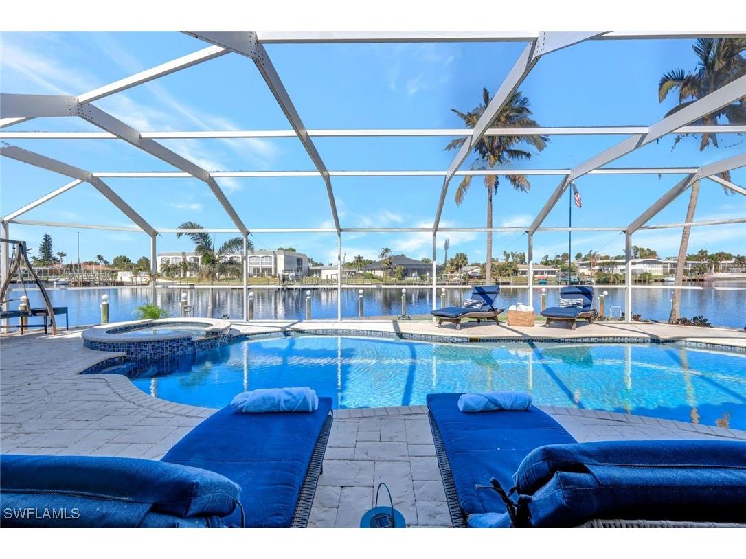 5211 Tamiami Court Cape Coral FL 33904 224096211 image1