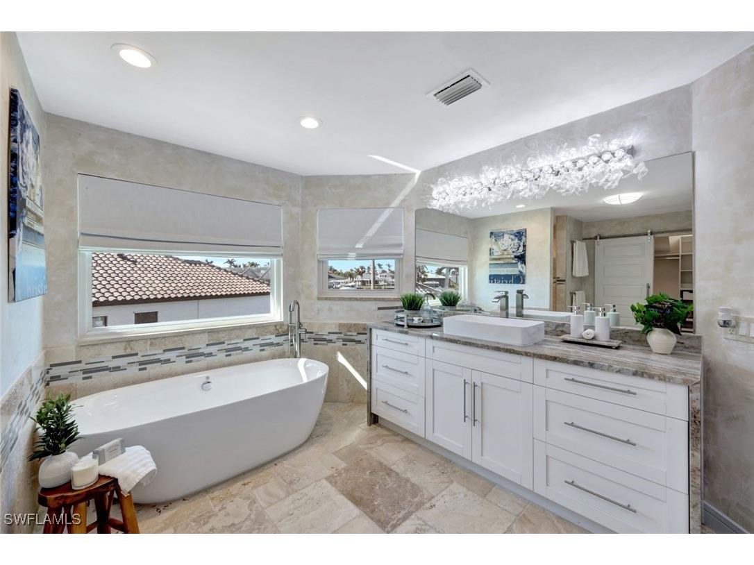 5211 Tamiami Court Cape Coral FL 33904 224096211 image25