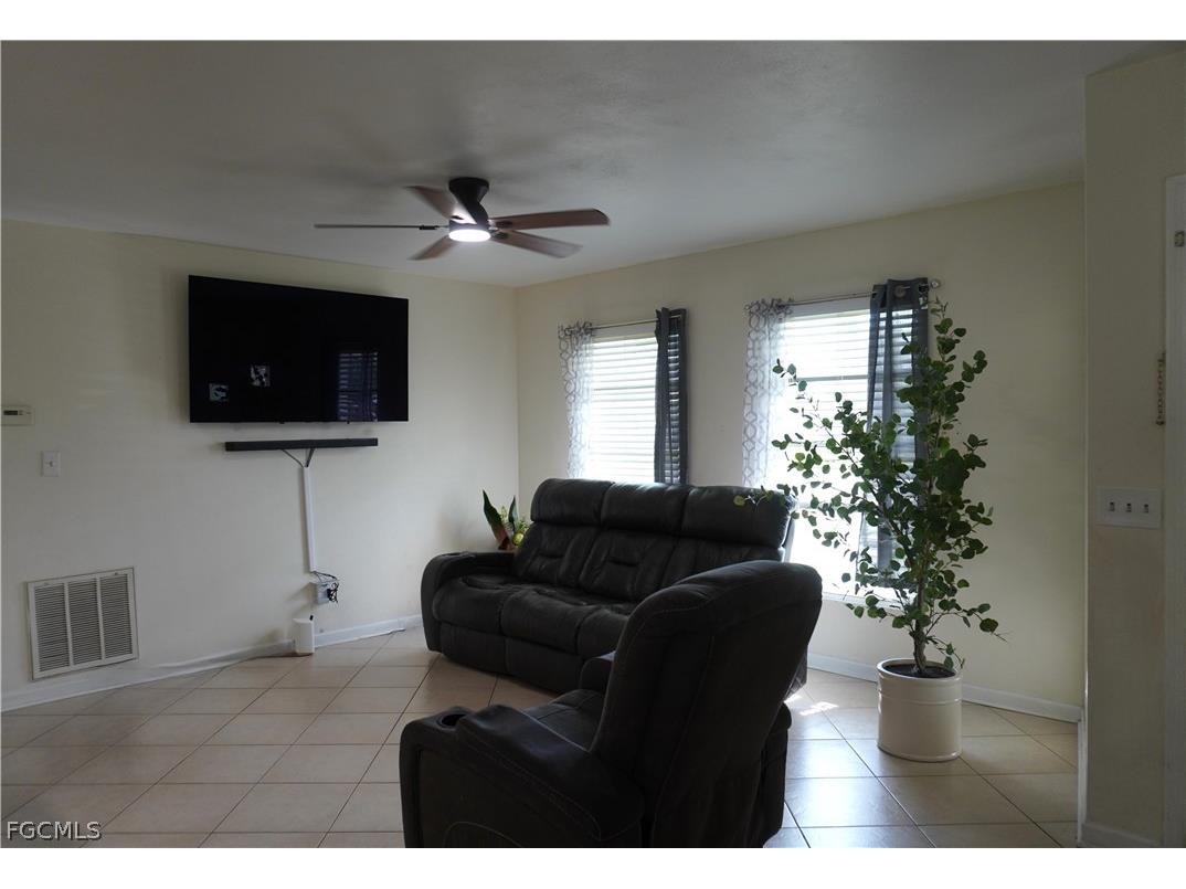 5211 Tower Drive Cape Coral FL 33904 2026012605 image3