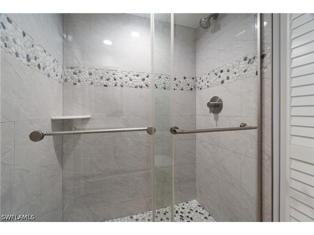 5212 Cedarbend Drive #1 Fort Myers FL 33919 226018261 image9